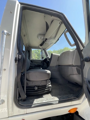 USED 2012 INTERNATIONAL LF667