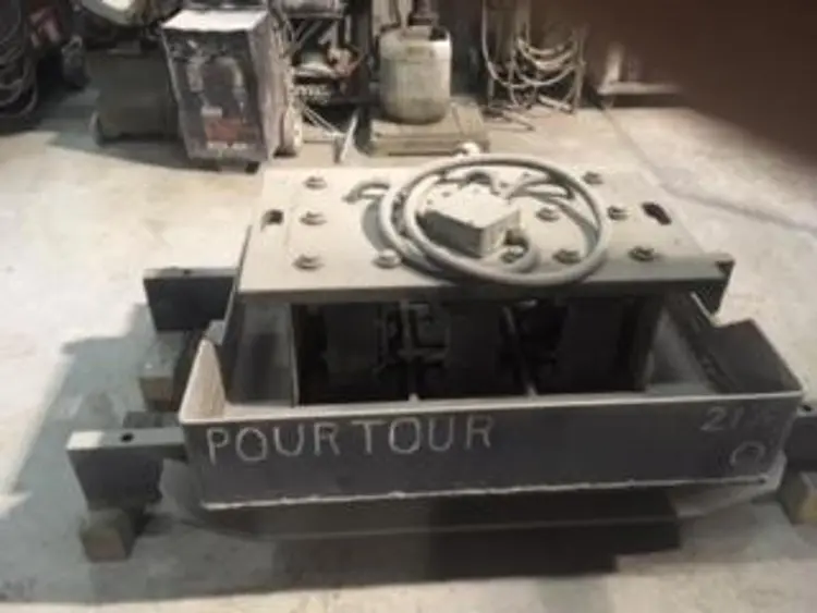 Used _UNKNOWN_ _UNKNOWN_ Block Making Machines Quebec CA | DIT Equip #1412426