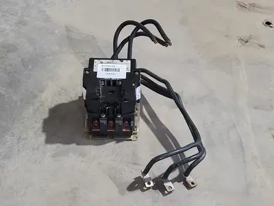USED SQUARE D 8736SF01B76S