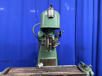 Used THE UNITED STATES MACHINE TOOL CO. V Vertical Mills Ohio US | HGR 24 #1335364