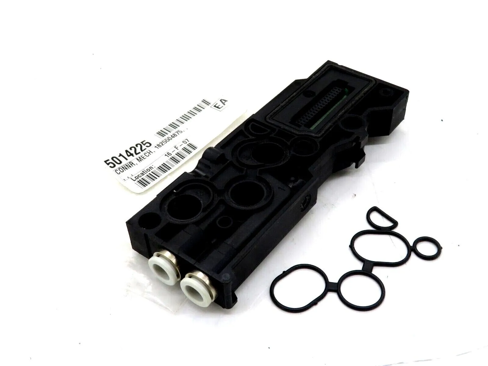 NEW UNBRANDED 1-825-504-875 CONNECTOR PNEUMATIC SUBBASE 1825504875