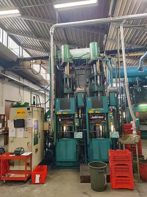 USED RUTIL VERTICAL RUBBER MOLDING MACHINES
