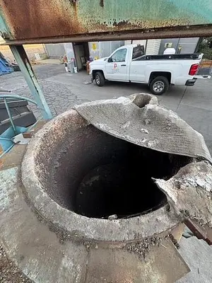 USED MODERN 6 TON LIP POUR LADLE