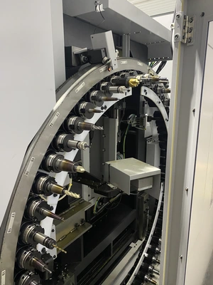2021 MAKINO DA300 Vertical Machining Centers (5-Axis or More) | Rock Solid Tools (7)