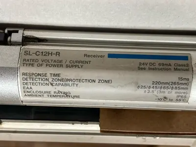 USED KEYENCE SL-C44H-R / SL-C12H-R