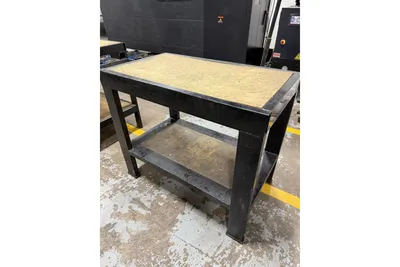 Used _UNKNOWN_ _UNKNOWN_ Work Benches Utah US | KD Auctions #1553884