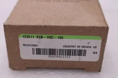 NEW IN BOX Dodge F2B-VSC-100 123611 Flange Mount Ball Bearing 1" Bore STK H581A