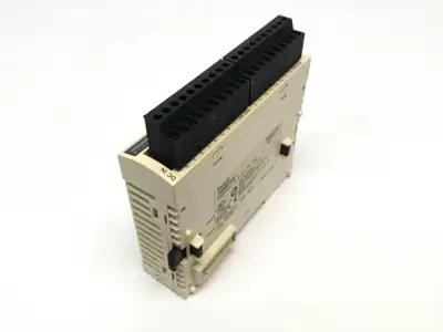 Used Schneider Electric Expansion, 16 In DC, RM Tbk PLC Processors Michigan US | Maverick Industrial Sales #1453102