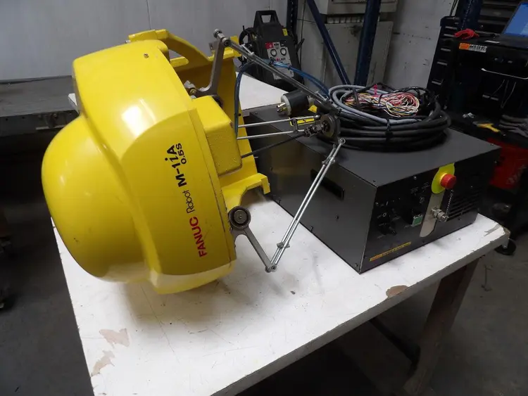 Used FANUC R-30IA Pick & Place Machines Texas US | Aucto #1454538