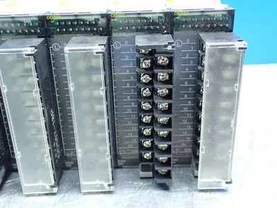 USED OMRON CJ1WOD212