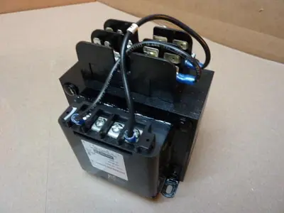 NEW CUTLER HAMMER C0250E3CFBNXXRT
