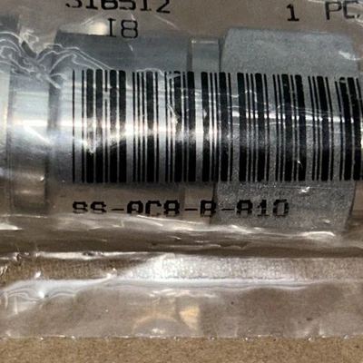 NEW Swagelok SS-QC8-B810IS