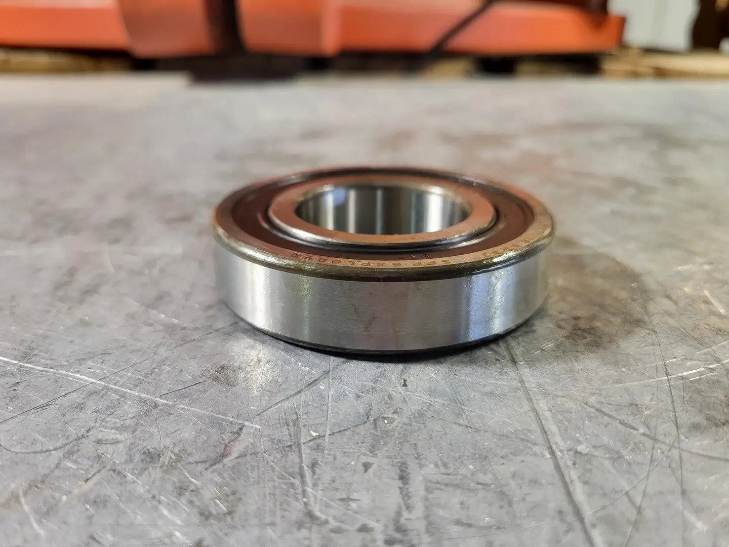 NEW SKF 62082RSJEM