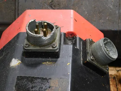 Lot of 11 Fanuc AC Servo Motors Missing Labels Damaged Connectors