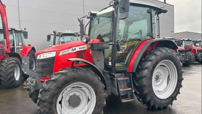 USED 2022 Massey Ferguson 5711