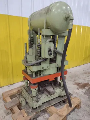 AIRAM PNEUMATIC CUTOFF PRESS: STOCK #23471