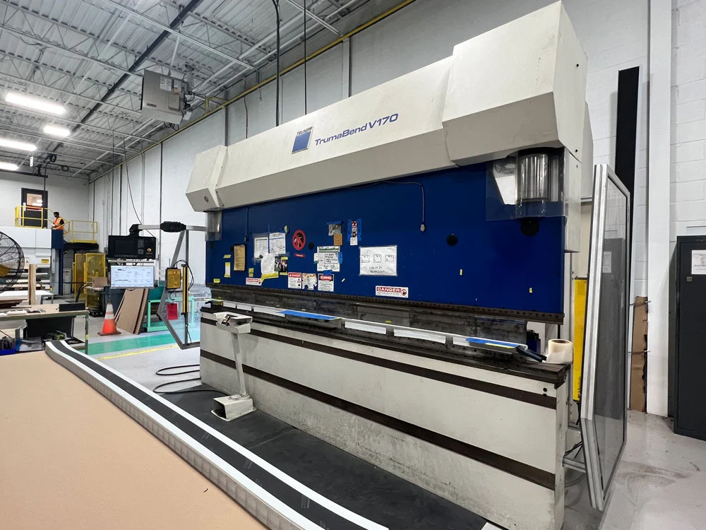 Pre-owned TRUMPF CNC HYDRAULIC PRESS BRAKE 13’ 5” x 187 ton capacity