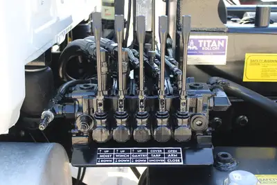 Used 2025 MACK MD7 Rolloff Trucks Texas US | Roll Off Truck World #1491915