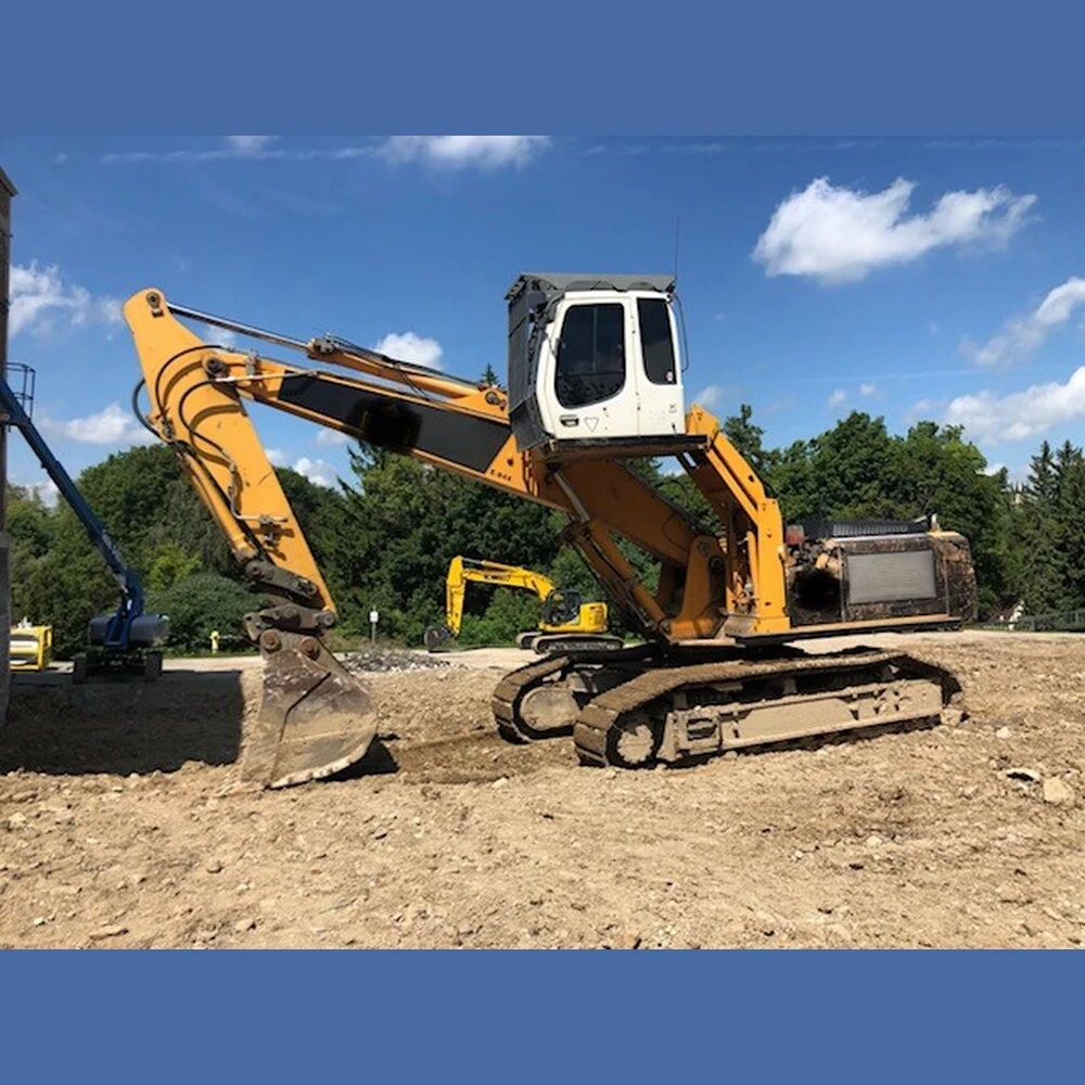 Liebherr 944 Excavator