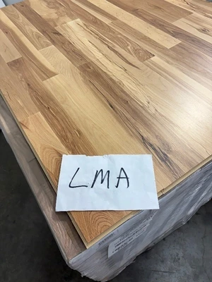 412 SF of Quickstep Laminate Flooring - Vanilla Swirl Maple -  LMA