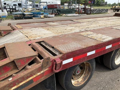 USED 2016 INTERSTATE TRAILER