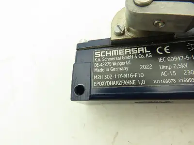 Schmersal M2H 302-11Y-M16-F10 Safety Limit Switch 230V  Lot of 2