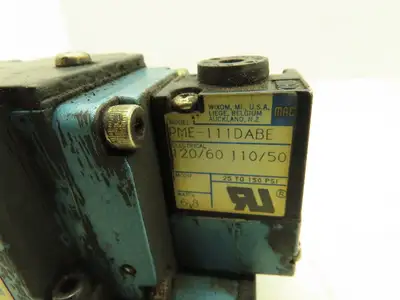 MAC 6521B-211-PM-111DA Pneumatic Double Solenoid Valve 4/2-Pos 120V w/Sub-Base