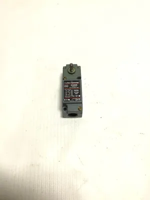 USED CUTLER-HAMMER E50DN1 / E50SN