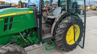 USED 2018 JOHN DEERE 5090GV