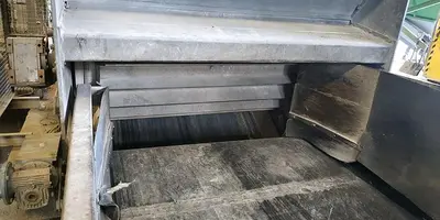 2018 guillotine with 4 bale capacity and automatic pusher
