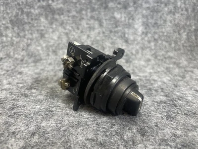 Used Cutler-Hammer 10250T/91000T Misc Electrical & Power Parts California US | Davliegogo LLC #1730077