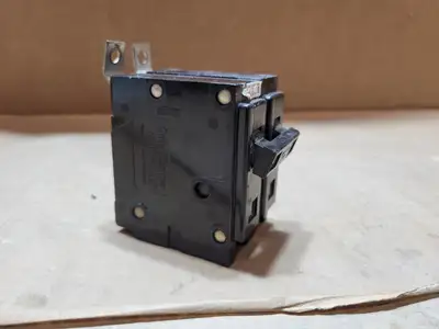 Used CUTLER-HAMMER BA240 Switchgears British Columbia CA | Lenmark #1438559