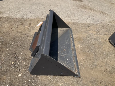 New old stock Paladin 42” smooth bucket for a mini skid steer, welded on cutting edge, mini skid ste...