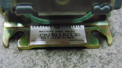 General Electric CR2811A213G542 Machine Tool Relay New NIB