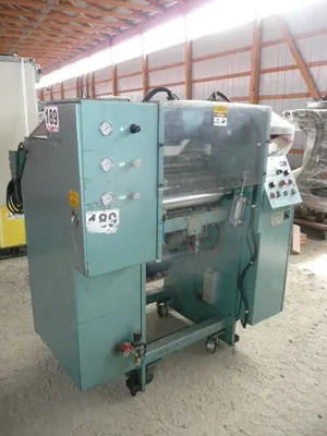 2007 GAMMA 705 Presse à découper hydraulique | Perry Equipment (22)