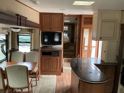 Used 2011 HEARTLAND GREYSTONE M-29RL Campers, Caravans, Motorhomes Michigan US | Miedema Asset Management Group #1384742