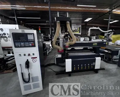 USED CASTALY 4'X8' CNC ROUTER WITH OFFLOADING