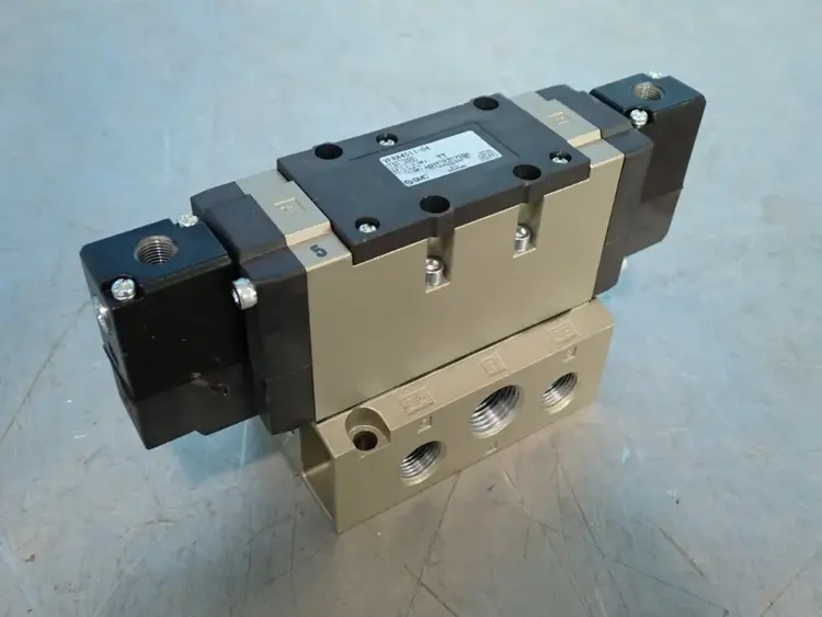 New | in-Stock SMC VFRA451104 Solenoid Valves Ohio US | HGR 24 #803550