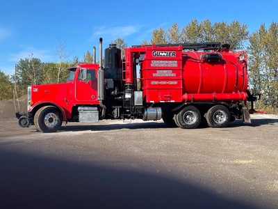 2005 GUZZLER CLASSIC HI-RAIL Industrial Air Handler | VacSource (1)