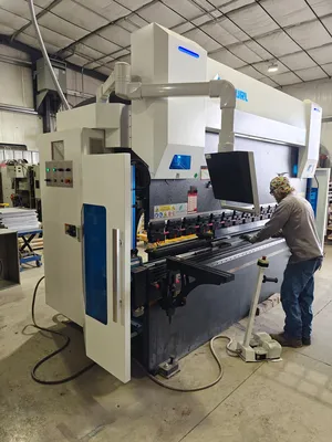 2025 ACCURL 10’ x 150T GeniusPro Press Brakes | Tight Tolerance Machinery (3)