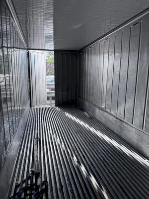 40' SHIPPING CONTAINER. STOCK # 0993125.