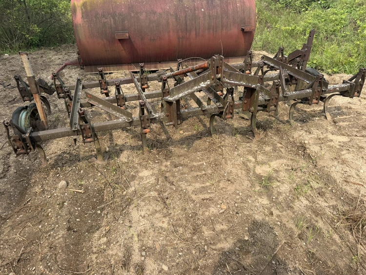Used _UNKNOWN_ _UNKNOWN_ Cultivators Michigan US | Miedema Asset Management Group #1372372