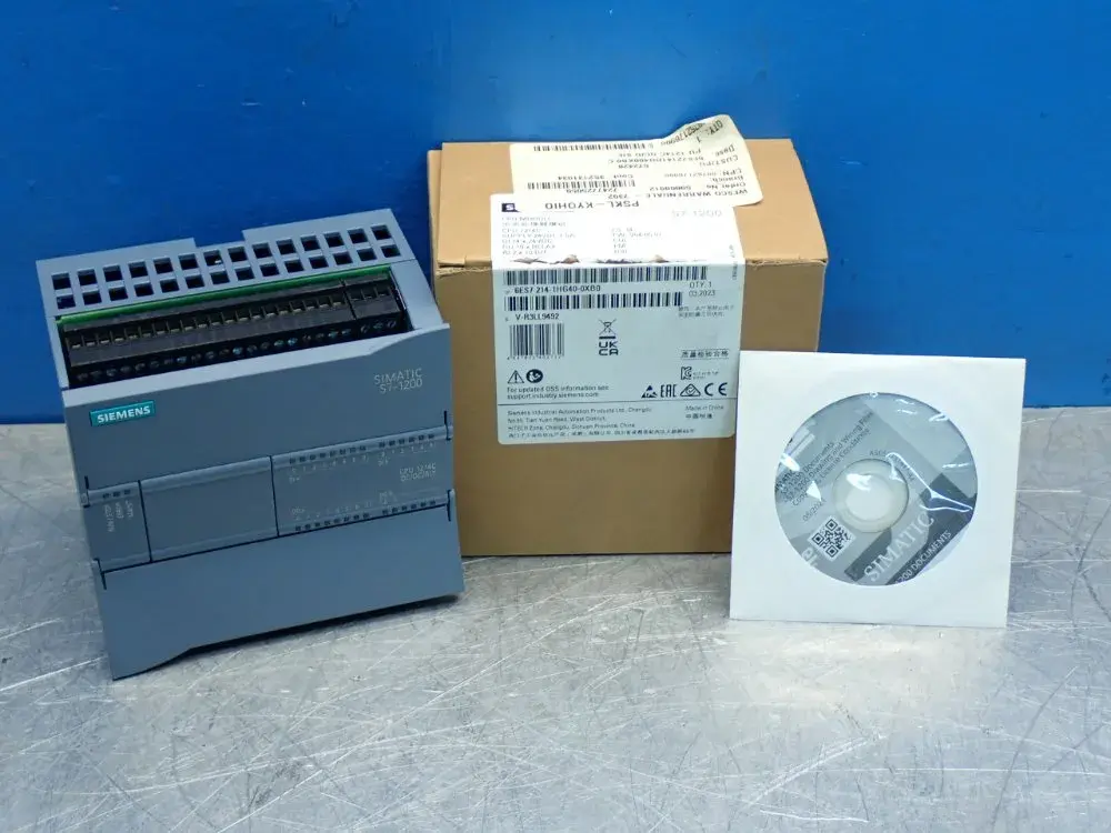 NEW SIEMENS 6ES72141HG400XB0