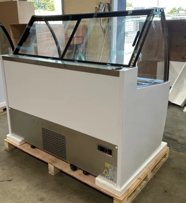 171-0150 10 Pan Self Contained Full Service Gelato Display Cooler