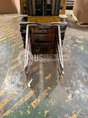 USED 1997 CATERPILLAR GP1018 WITH BALER CLAMP