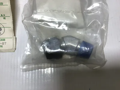 PARKER ELBOW MALE 45 DEG. 1/2″TU. TO 3/8 P. P 8-6 VBZ-SS(Lot of 2)