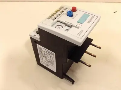 USED SIEMENS 3RU1 136-4HD0