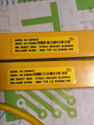 BANNER USCD-2T2 MICRO SCREEN CONTROL BOX WITH BANNER USR1624Y MIRCO SCREEN CURTAIN