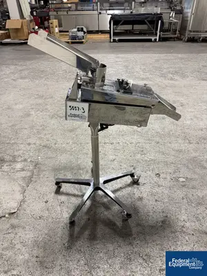 Used Key International Key Horizontal Tablet Deduster, Model TD-101 Tablet Dedusters Ohio US | Federal Equipment Company #1489254