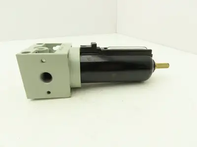 Numatics F22A-02AM Pneumatic Air Filter 40 Micron Sight Glass 200PSI Max 1/4"NPT